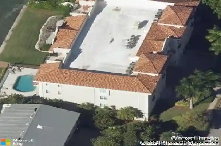 312 8th avenue n
                                ,Unit 203, tierra verde,  FL 33715