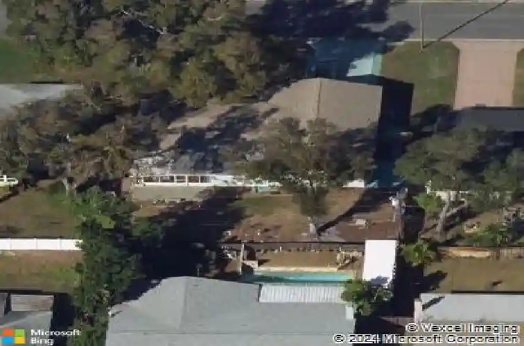 6470 28th ter n, saint petersburg,  FL 33710