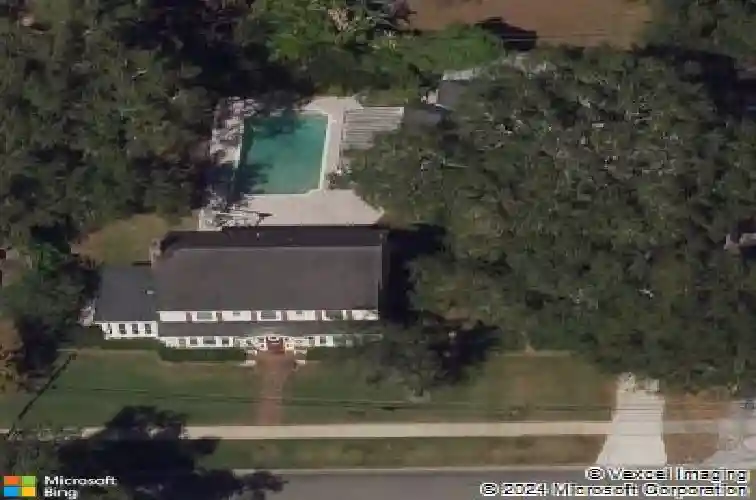 8059 31st ave n, saint petersburg,  FL 33710