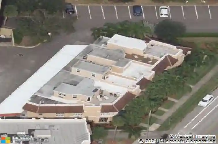 922 n shore dr ne, saint petersburg,  FL 33701