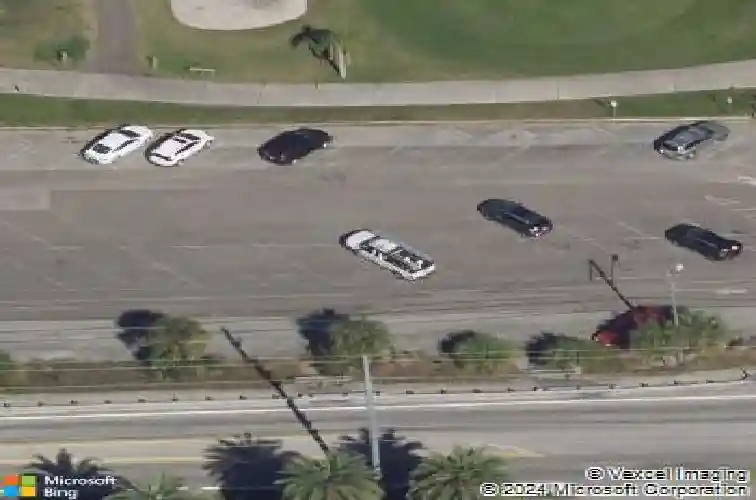 1200 8th ave sw #1
                                ,Unit # 1, largo,  FL 33770