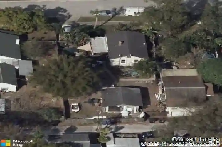 1420 36th ave n, saint petersburg,  FL 33704