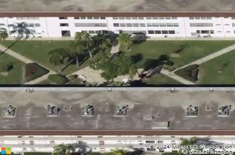 5728 14th ave n #104b, saint petersburg,  FL 33710