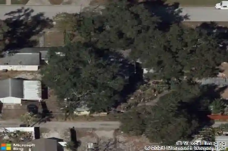 7210 8th ave n, saint petersburg,  FL 33710