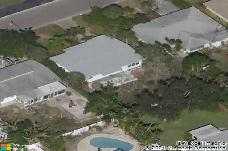 422 86th ave, st pete beach,  FL 33706