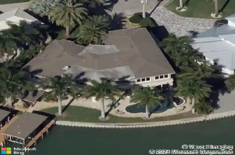 7800 9th ave s, saint petersburg,  FL 33707