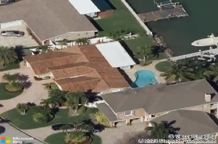 7827 9th ave s, saint petersburg,  FL 33707