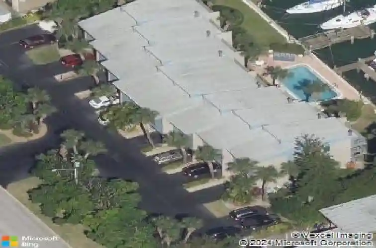 11835 3rd st e, treasure island,  FL 33706