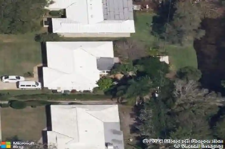 1399 embassy dr, clearwater,  FL 33764