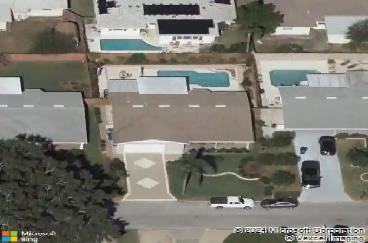 13483 87th ave, seminole,  FL 33776