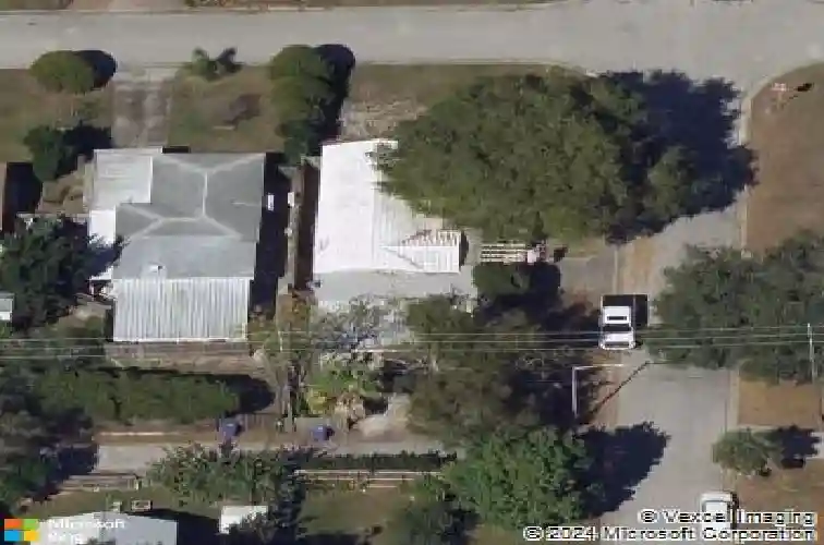 360 57th st n, saint petersburg,  FL 33710