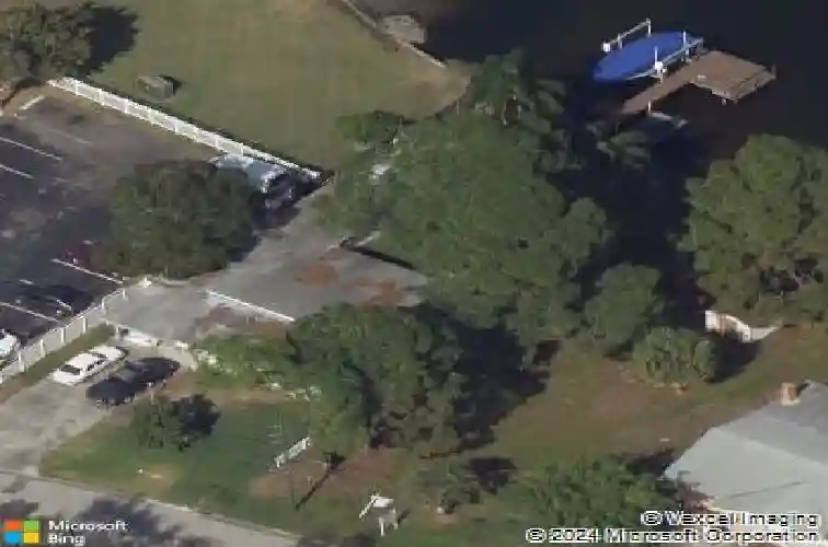 327 87th ave n, saint petersburg,  FL 33702