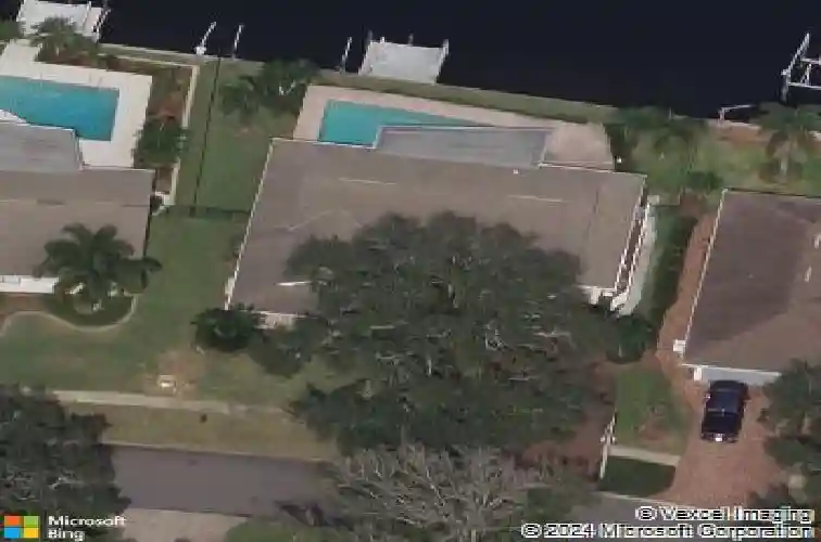 671 tallahassee dr ne, saint petersburg,  FL 33702