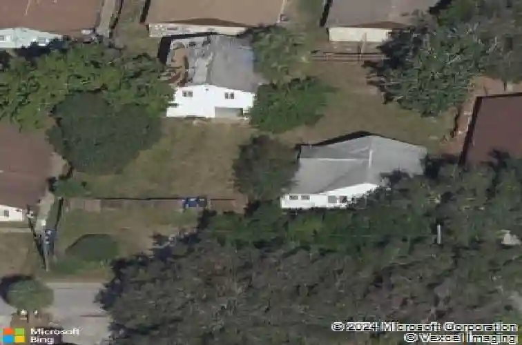 1006 15th ave nw, largo,  FL 33770