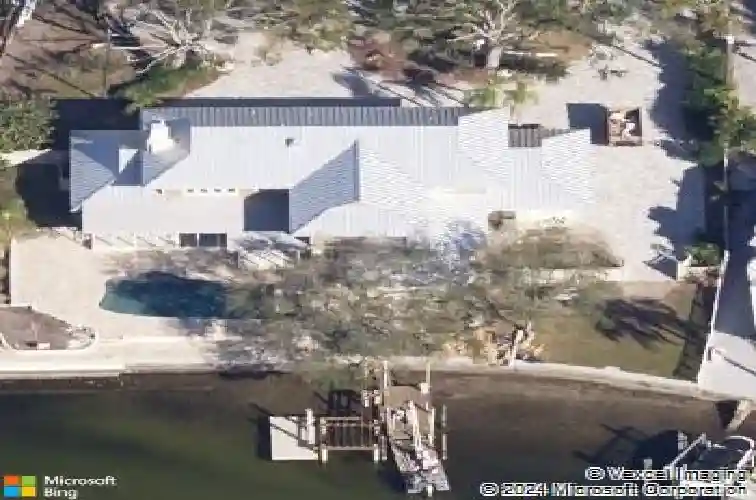 100 klosterman rd w, palm harbor,  FL 34683