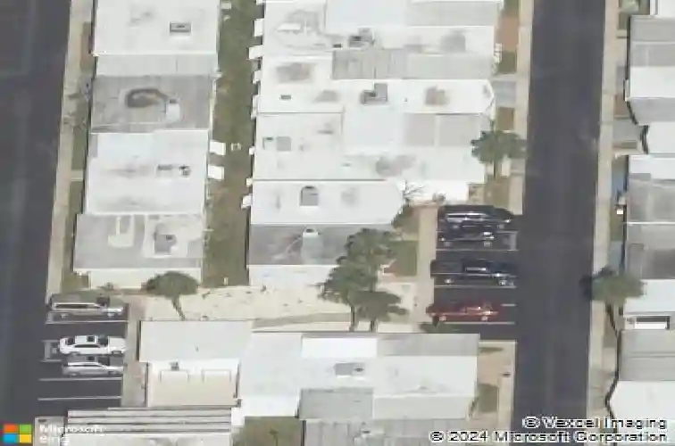 250 rosery rd nw #227, largo,  FL 33770