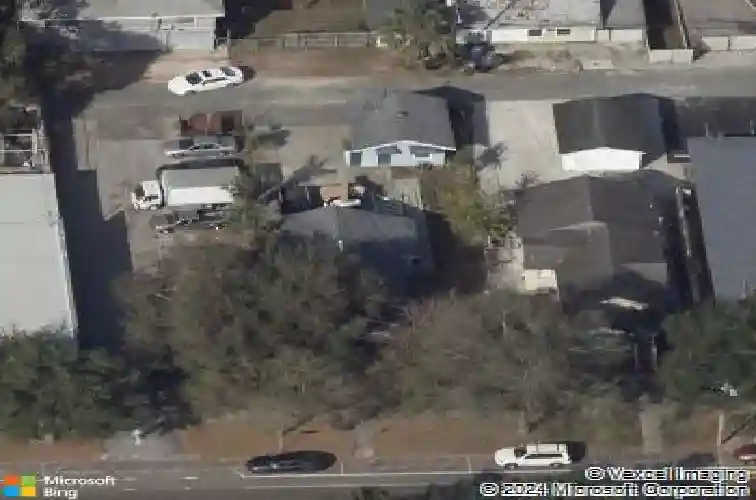 2051 1st ave n, saint petersburg,  FL 33713