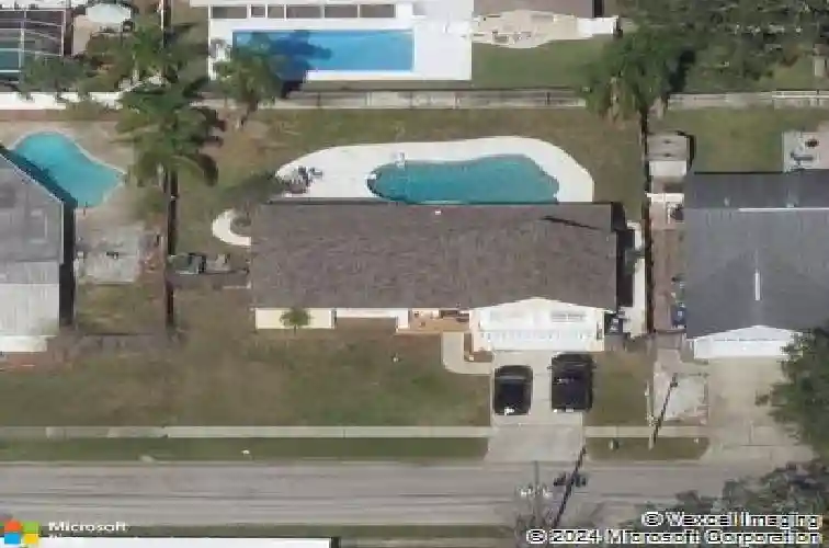 2897 rosery rd ne, largo,  FL 33771