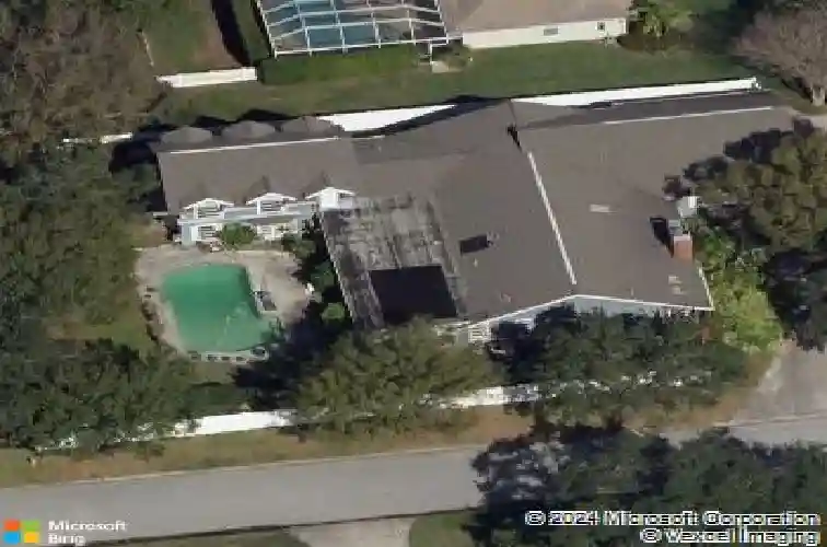 7430 18th st ne, saint petersburg,  FL 33702