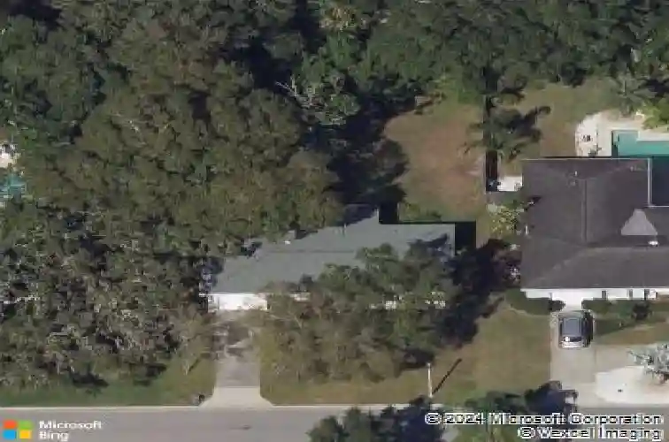 362 foster ln, belleair,  FL 33756