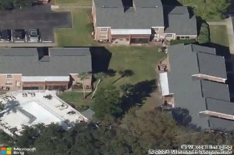 1290 83rd avenue n
                                ,Unit D, st petersburg,  FL 33702