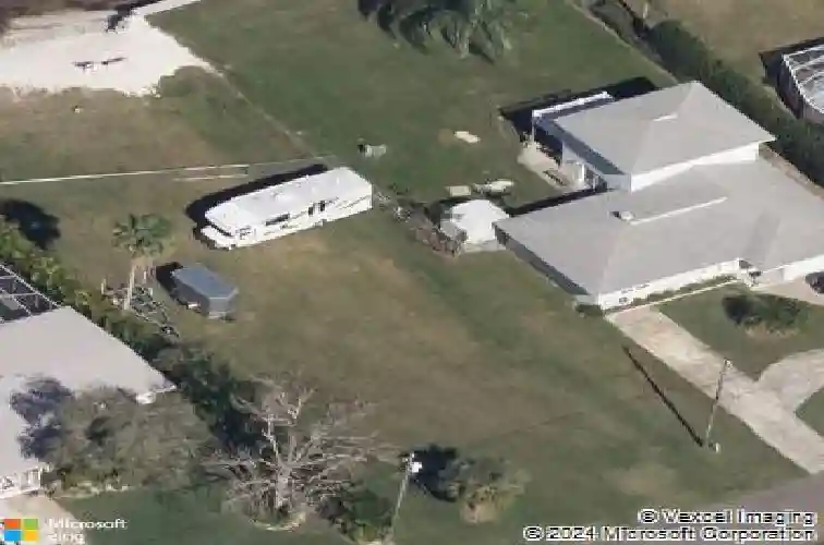 1620 sea breeze dr, tarpon springs,  FL 34689