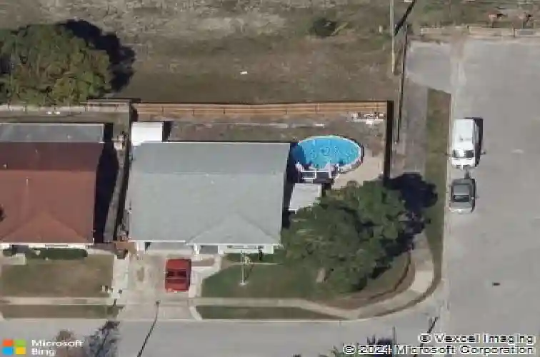 3219 whispering dr n, largo,  FL 33771