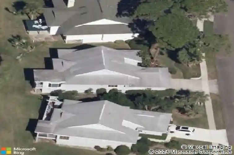 1020 lake avoca dr, tarpon springs,  FL 34689