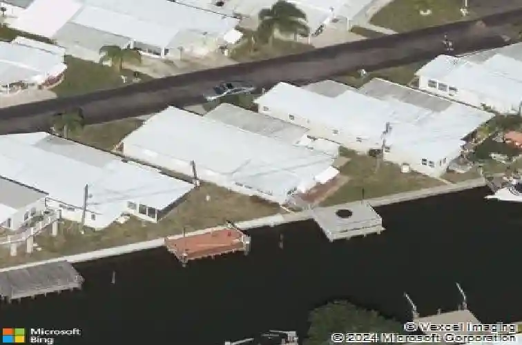 8786 43rd ave n, saint petersburg,  FL 33709