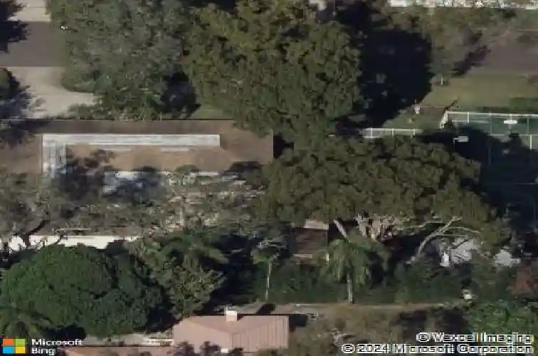 940 42nd ave n, saint petersburg,  FL 33703