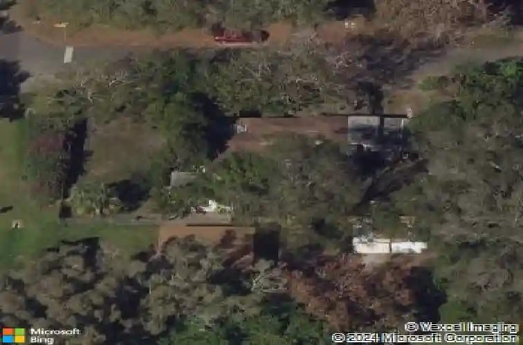 5235 71st st n, saint petersburg,  FL 33709