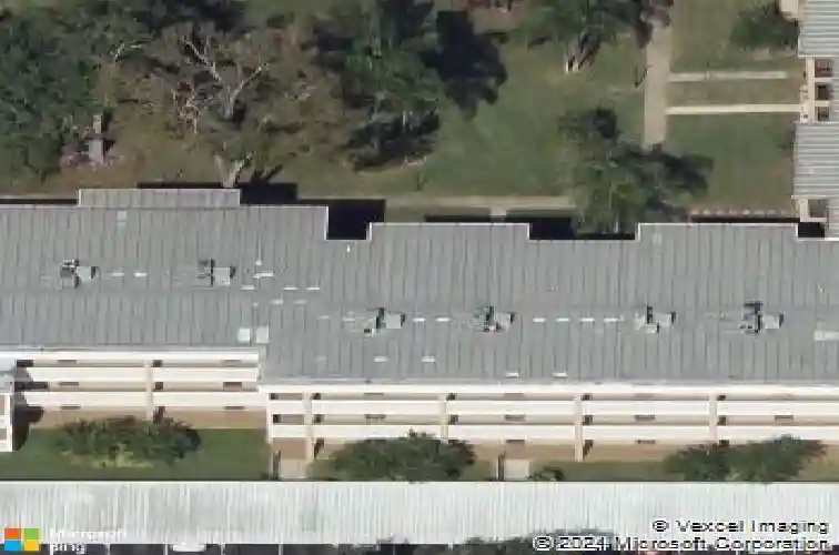 4910 bay st ne #311
                                ,Unit Apt 311, saint petersburg,  FL 33703