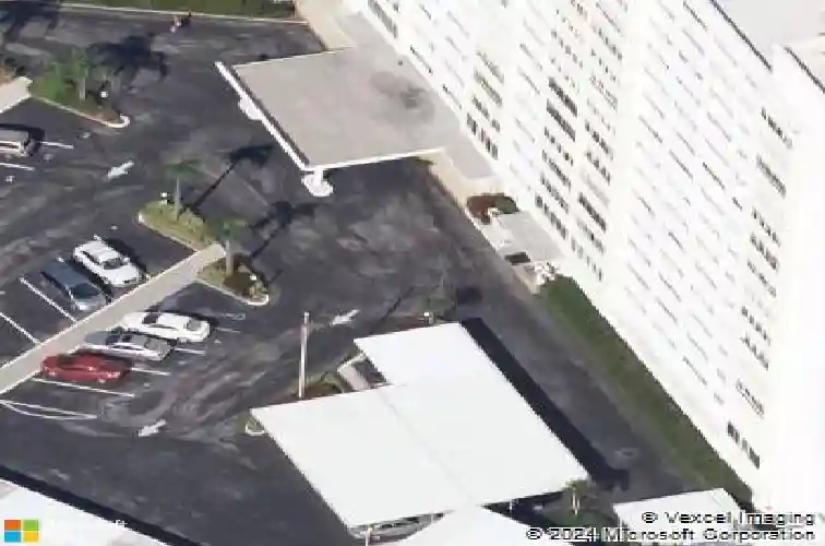 31 island way #605
                                ,Unit Apt 605, clearwater beach,  FL 33767