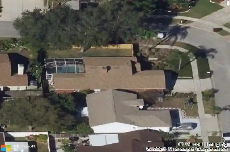 12744 pineforest way e, largo,  FL 33773