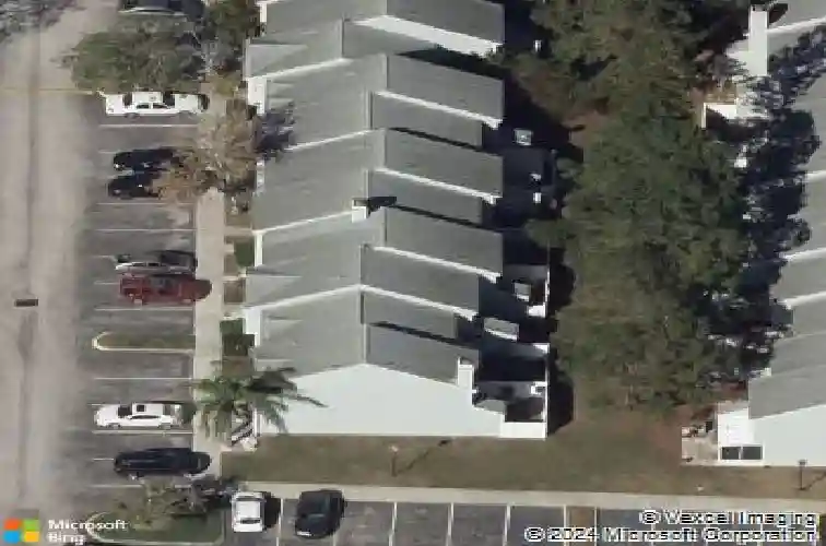 6720 121st ave #8
                                ,Unit Apt 8, largo,  FL 33773