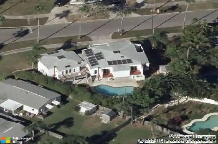 3250 e de bazan ave, st pete beach,  FL 33706