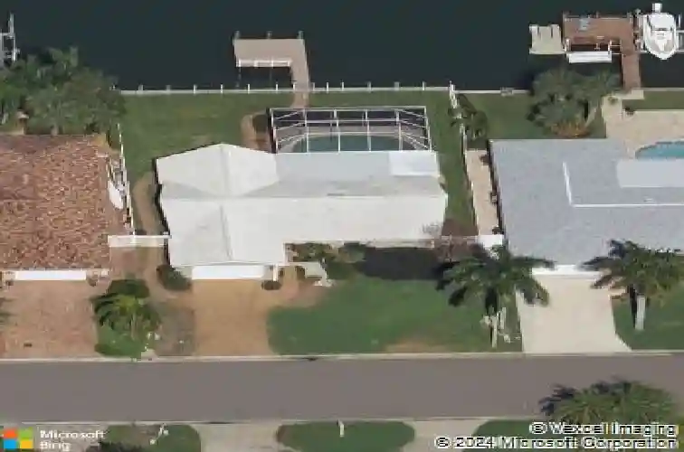 3927 48th ave s, saint petersburg,  FL 33711