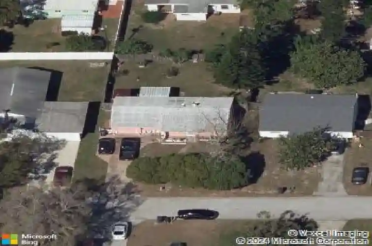 5483 45th ave n, saint petersburg,  FL 33709