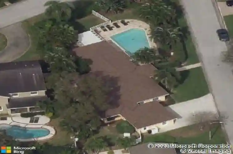 134 riviera way ne, saint petersburg,  FL 33704