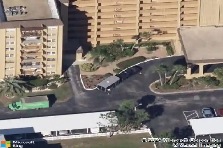 9 haig pl
                                ,Unit 104, dunedin,  FL 34698