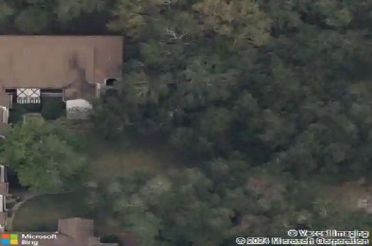 380 n bayshore blvd #204
                                ,Unit Apt 204, clearwater,  FL 33759