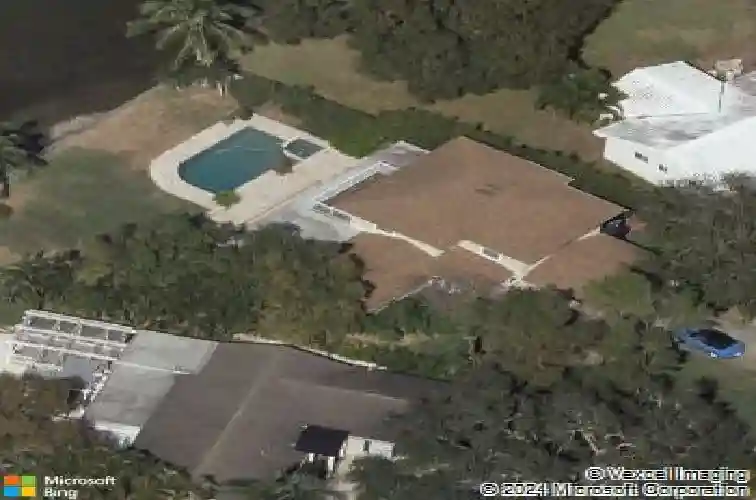 1126 monterey blvd ne, saint petersburg,  FL 33704