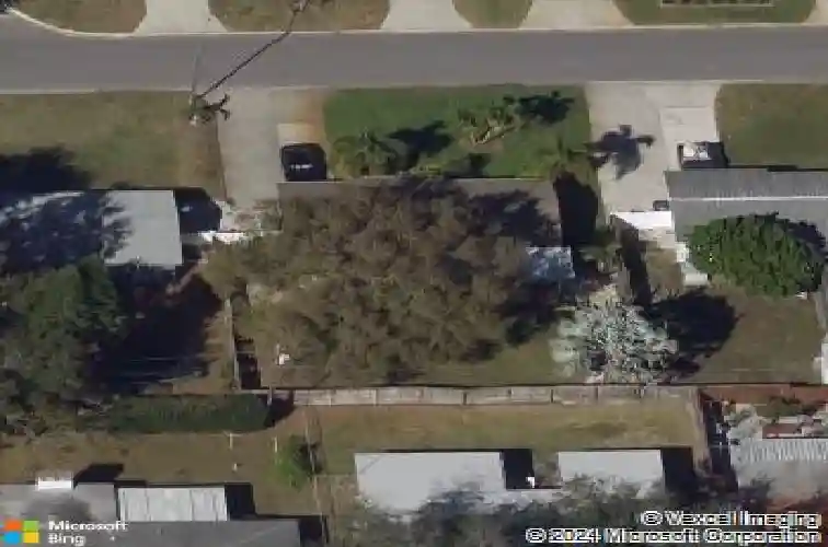 6930 30th ave n, saint petersburg,  FL 33710