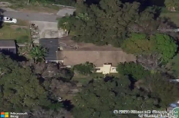 4936 40th ave n, saint petersburg,  FL 33709