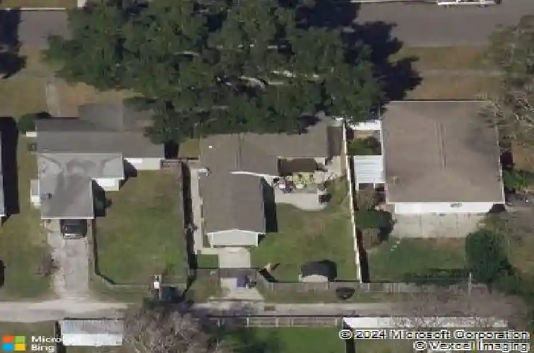 712 43rd ave n, saint petersburg,  FL 33703