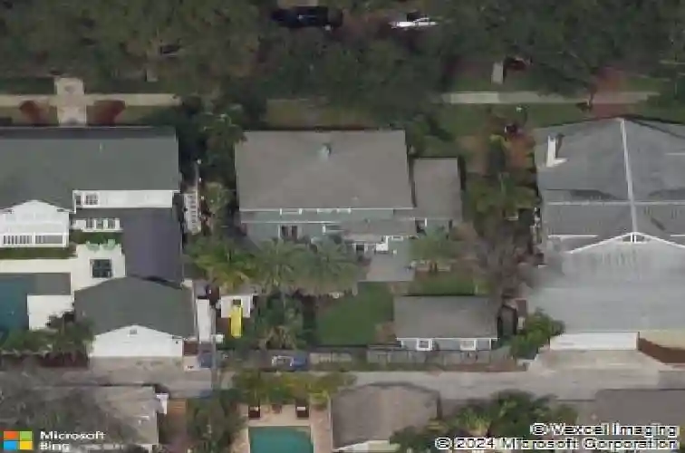 516 14th ave ne, saint petersburg,  FL 33701