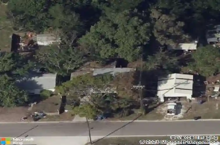 2221 28th ave n, saint petersburg,  FL 33713