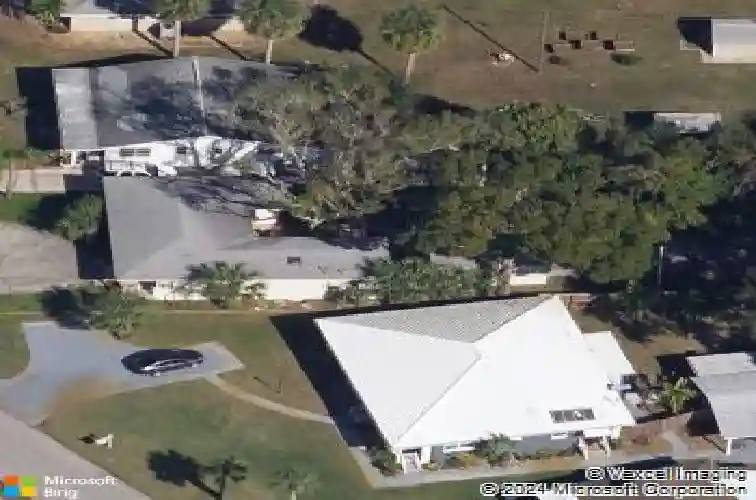 315 s spring blvd, tarpon springs,  FL 34689