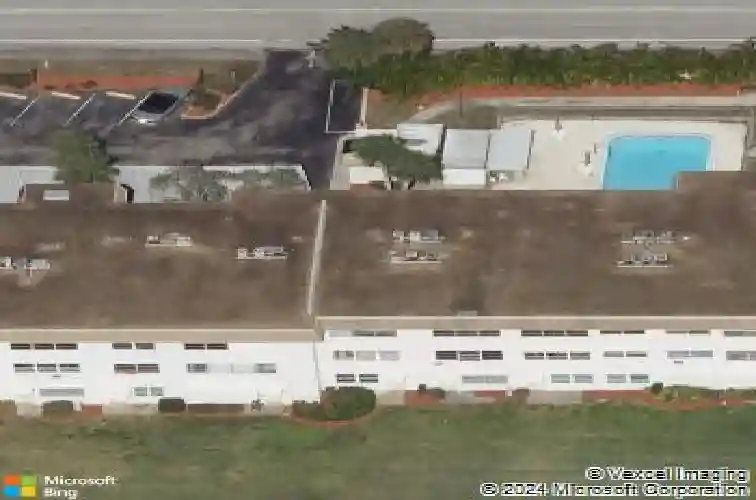 3850 13th ave n #212
                                ,Unit Apt 212, saint petersburg,  FL 33713