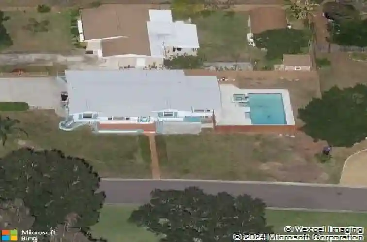 4421 28th ave n, saint petersburg,  FL 33713